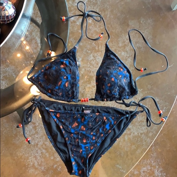 Sinful blue reversible solar bikini - Picture 2 of 3